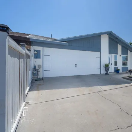 Buy this 3 bed house on 2617 Loch Fern Court in Bakersfield, CA 93306