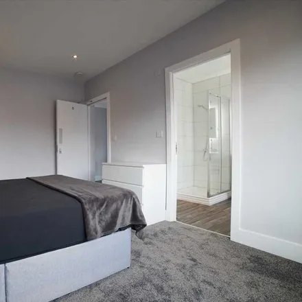 Rent this studio room on Milford Gardens in South Stanmore, London