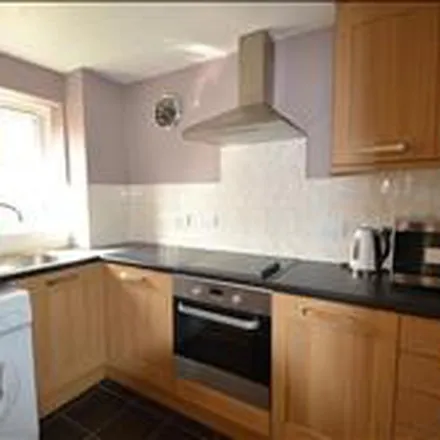 Image 3 - Redford Close, London, TW13 4TF, United Kingdom - Apartment for rent