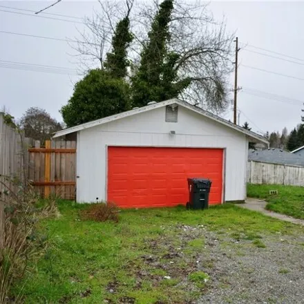 Image 7 - 1675 S 49th St, Tacoma, Washington, 98408 - House for sale