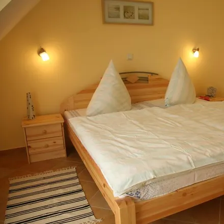 Rent this 2 bed duplex on 18211 Börgerende-Rethwisch