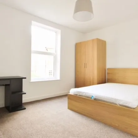 Image 5 - 458 Ecclesall Road, Sheffield, S11 8PJ, United Kingdom - Apartment for rent