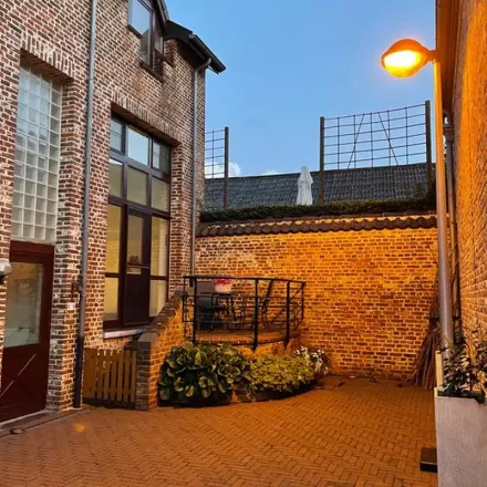 Rent this 3 bed apartment on Darisstraat 8 in 3870 Mechelen-Bovelingen, Belgium