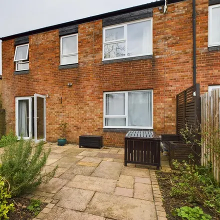 Rent this 3 bed house on 65 Hazelwood Close in Cambridge, CB4 3SW