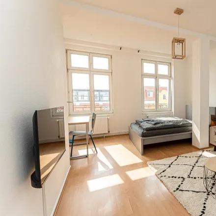 Rent this 1 bed apartment on Bonpland in Proskauer Straße 34, 10247 Berlin