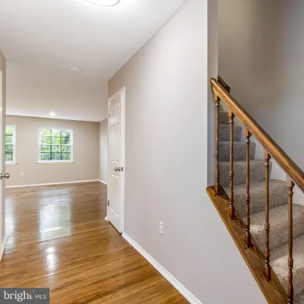 Image 2 - 42 Badger Gate Court, Catonsville, MD 21228, USA - Townhouse for sale