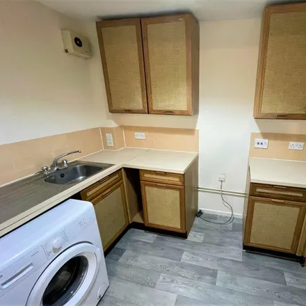 Image 6 - Rushdon Close, London, RM1 2RE, United Kingdom - Apartment for rent