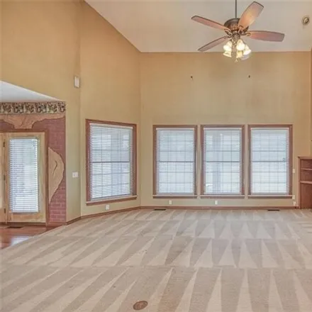 Image 7 - Brent Bruehl Memorial Golf Course, Park Road, Purcell, OK 73080, USA - House for sale