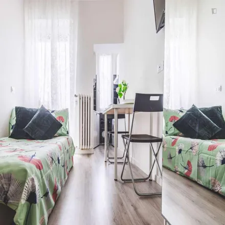 Rent this studio apartment on Tacco lampo in Viale Pisa 18, 20147 Milan MI