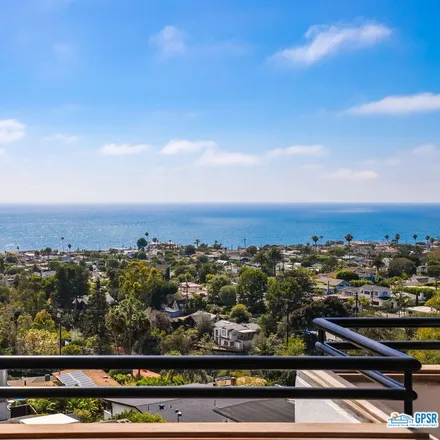 Buy this 4 bed house on 900 Rembrandt Drive in Laguna Beach, CA 92651