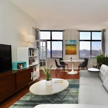 Image 5 - Hoboken Grande, 610 Newark Street, Hoboken, NJ 07310, USA - Condo for sale