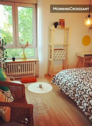 Rent this 1 bed room on Metz in Bellecroix, FR