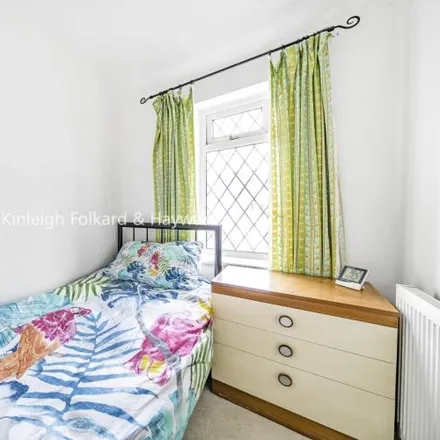 Image 4 - Turner Avenue, London, CR4 3JY, United Kingdom - House for rent