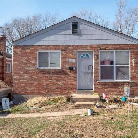 Rent this 3 bed house on 1313 82nd Boulevard in University City, MO 63132
