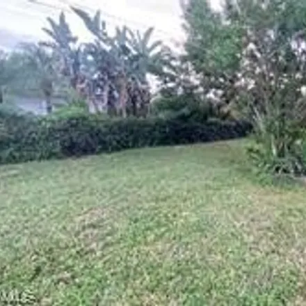 Image 9 - 298 Southeast 14th Street, Cape Coral, FL 33990, USA - House for rent