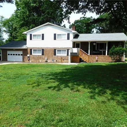 Buy this 3 bed house on 528 Mendenhall Drive in Davidson County, NC 27127