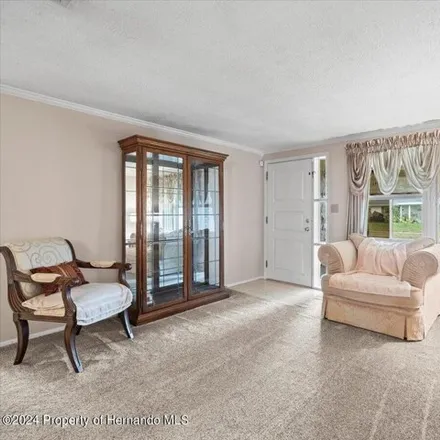 Image 5 - 5230 Victoria Lane, Holiday, FL 34690, USA - House for sale