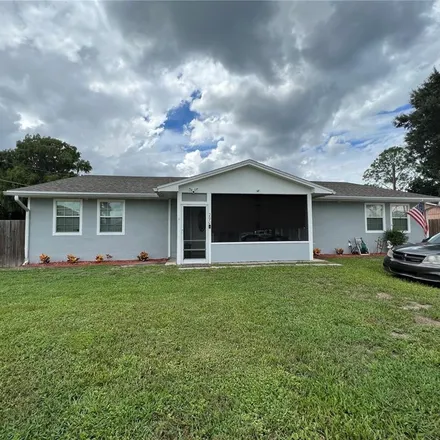 Image 2 - 290 Orange Avenue, Saint Cloud, FL 34769, USA - House for sale