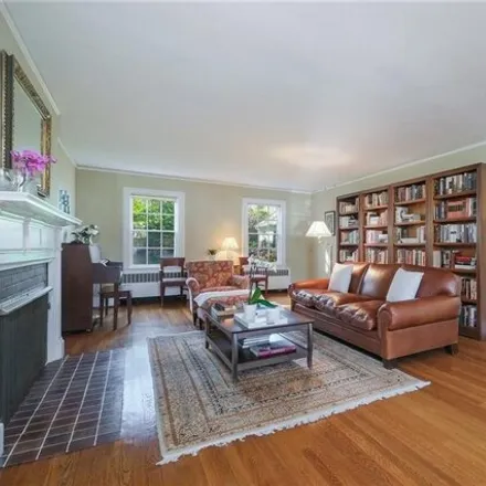 Image 3 - 35 Woods Lane, Scarsdale Park, Village of Scarsdale, NY 10583, USA - House for sale