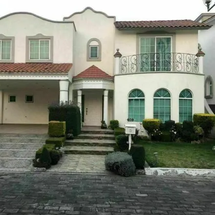 Rent this 4 bed house on Calle Atotonilco in 52177 Toluca, MEX
