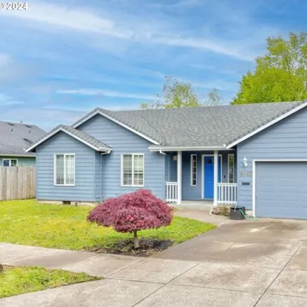 Buy this 3 bed house on 1048 Northwest Vista Way in McMinnville, OR 97128