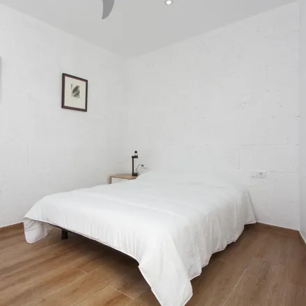 Rent this 2 bed apartment on Carrer de Sants in 215, 08028 Barcelona