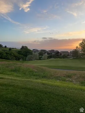 Image 4 - Eaglewood Golf Course, 1110 East Eaglewood Drive, North Salt Lake, UT 84054, USA - House for sale