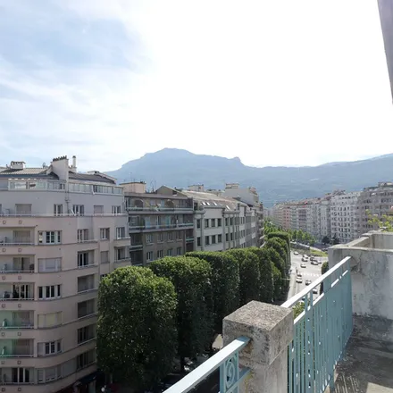 Image 9 - 38 Avenue Albert 1er de Belgique, 38000 Grenoble, France - Apartment for rent