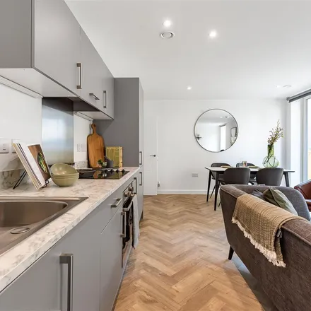 Rent this 2 bed apartment on Pressing Lane in London, UB3 1FD