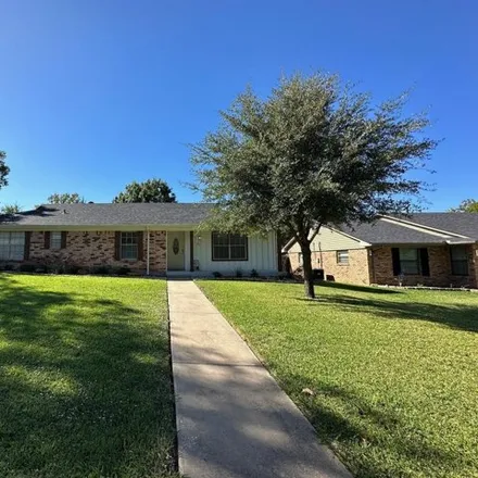 Rent this 4 bed house on 314 Hidden Valley Trail in Sherman, TX 75092