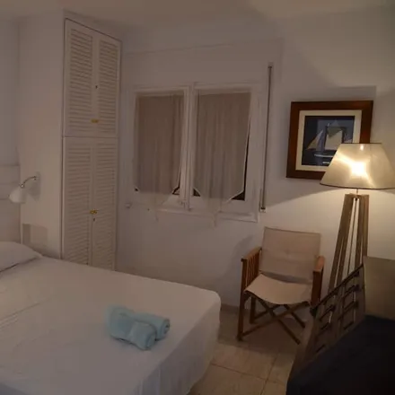Rent this 3 bed apartment on Consell Municipal de l'Estartit in Carrer del Port, 25