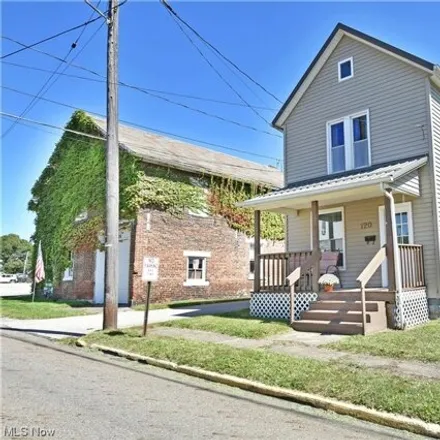 Image 2 - 156 South Beaver Street, Lisbon, Columbiana County, OH 44432, USA - House for sale