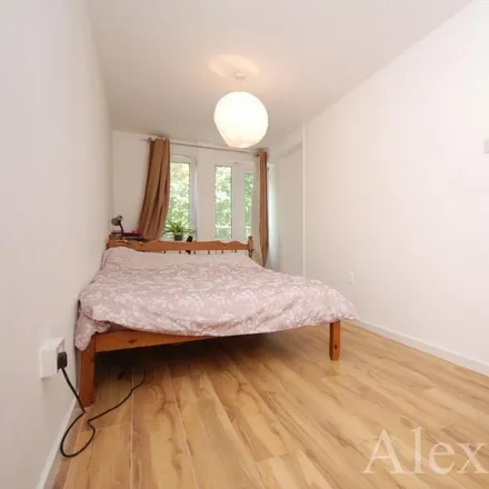 Image 5 - Grafton Road, Maitland Park, London, NW5 4BH, United Kingdom - Apartment for rent