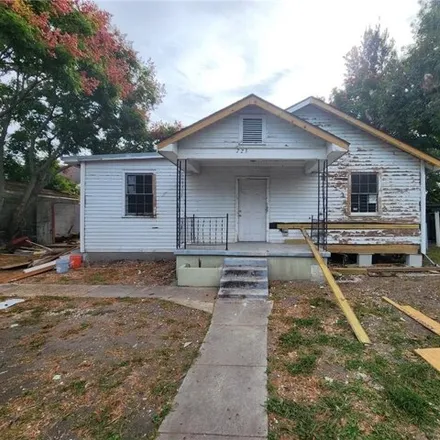 Buy this 3 bed house on 717 Andry Street in Lower Ninth Ward, New Orleans