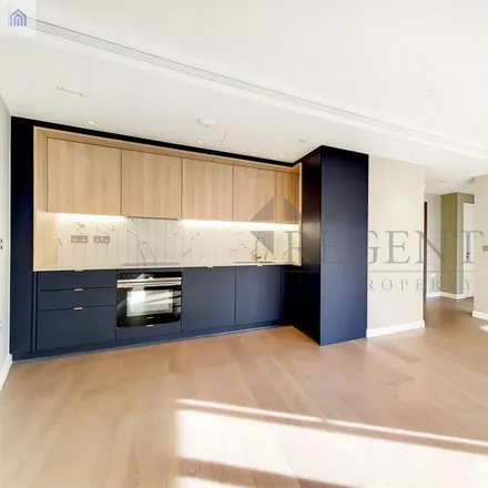 Image 1 - Phoenix Court (Oval Village), 281 Kennington Lane, London, SE11 5AQ, United Kingdom - Apartment for rent