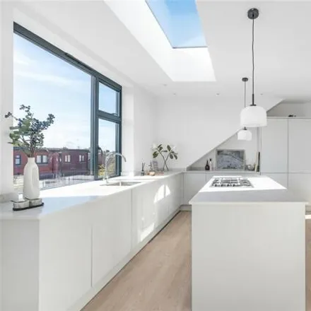 Image 1 - 14 Devonshire Road, London, SW19 2EJ, United Kingdom - Apartment for sale