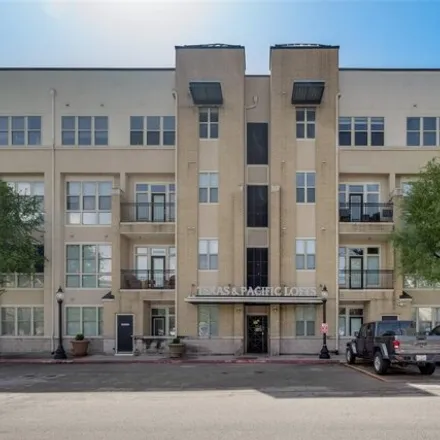 Buy this 1 bed condo on Fort Worth T&P in Jennings Avenue, Fort Worth