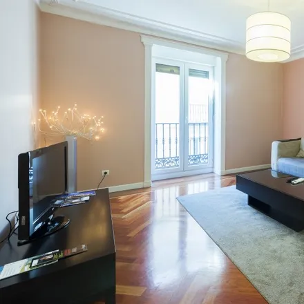 Rent this 2 bed apartment on Madrid in Anema e Core, Calle de los Donados