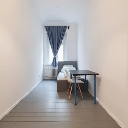 Rent this 3 bed room on Urbanstraße in 10967 Berlin, Germany