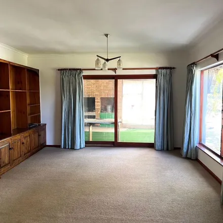 Image 8 - Hester De Wet Street, Overstrand Ward 13, Overstrand Local Municipality, 7201, South Africa - Apartment for rent