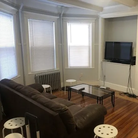 Image 5 - 112 Thornton Street, Boston, MA 02119, USA - Apartment for rent