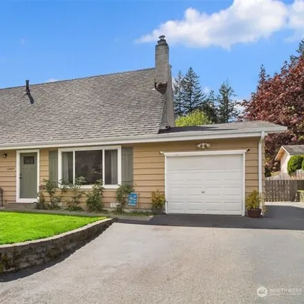 Image 2 - 13937 147th Place Southeast, Maplewood Heights, Renton, WA 98059, USA - House for sale