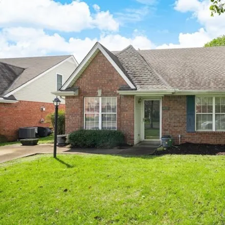 Image 1 - 584 Forrest Pointe Drive, Murfreesboro, TN 37130, USA - House for sale