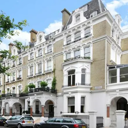 Rent this 2 bed apartment on 10 Redcliffe Square in London, SW10 9JZ