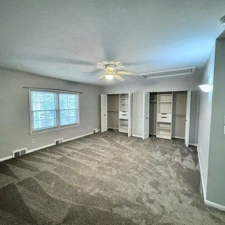 Rent this 3 bed apartment on 2 Manor Way in Rochester Hills, MI 48309