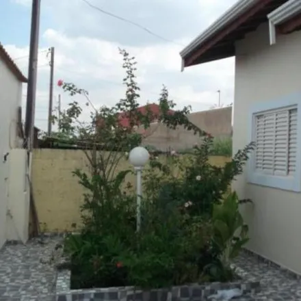 Buy this 3 bed house on Rua Joventina Percilla Corsato in AR5-Maria Antônia, Sumaré - SP