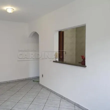 Buy this 2 bed apartment on Rua Américo Jacomino Canhoto in Jardim Paulistano, São Carlos - SP