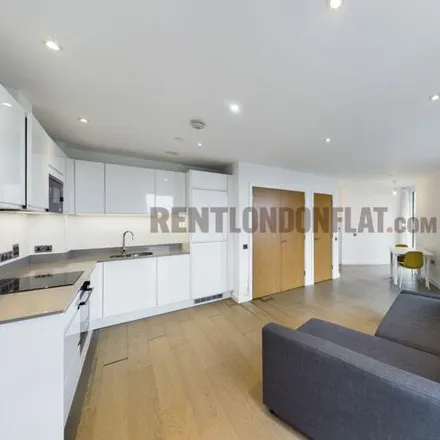 Image 7 - Barking, Cambridge Road, London, IG11 8NZ, United Kingdom - Apartment for rent