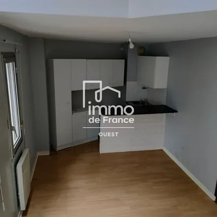 Rent this 2 bed apartment on 29 Rue de la Potonnerie in 44300 Nantes, France