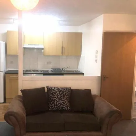 Rent this studio apartment on Tasker Close in London, UB3 5LD